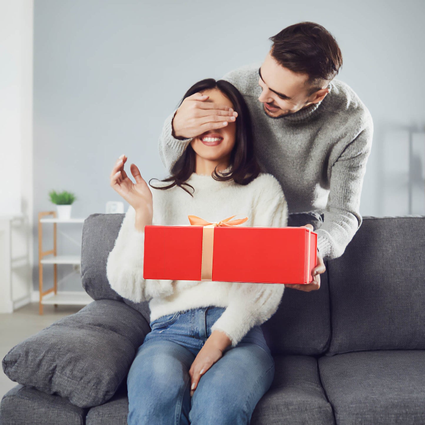 LIFELUM Red Gift Box 13.8in