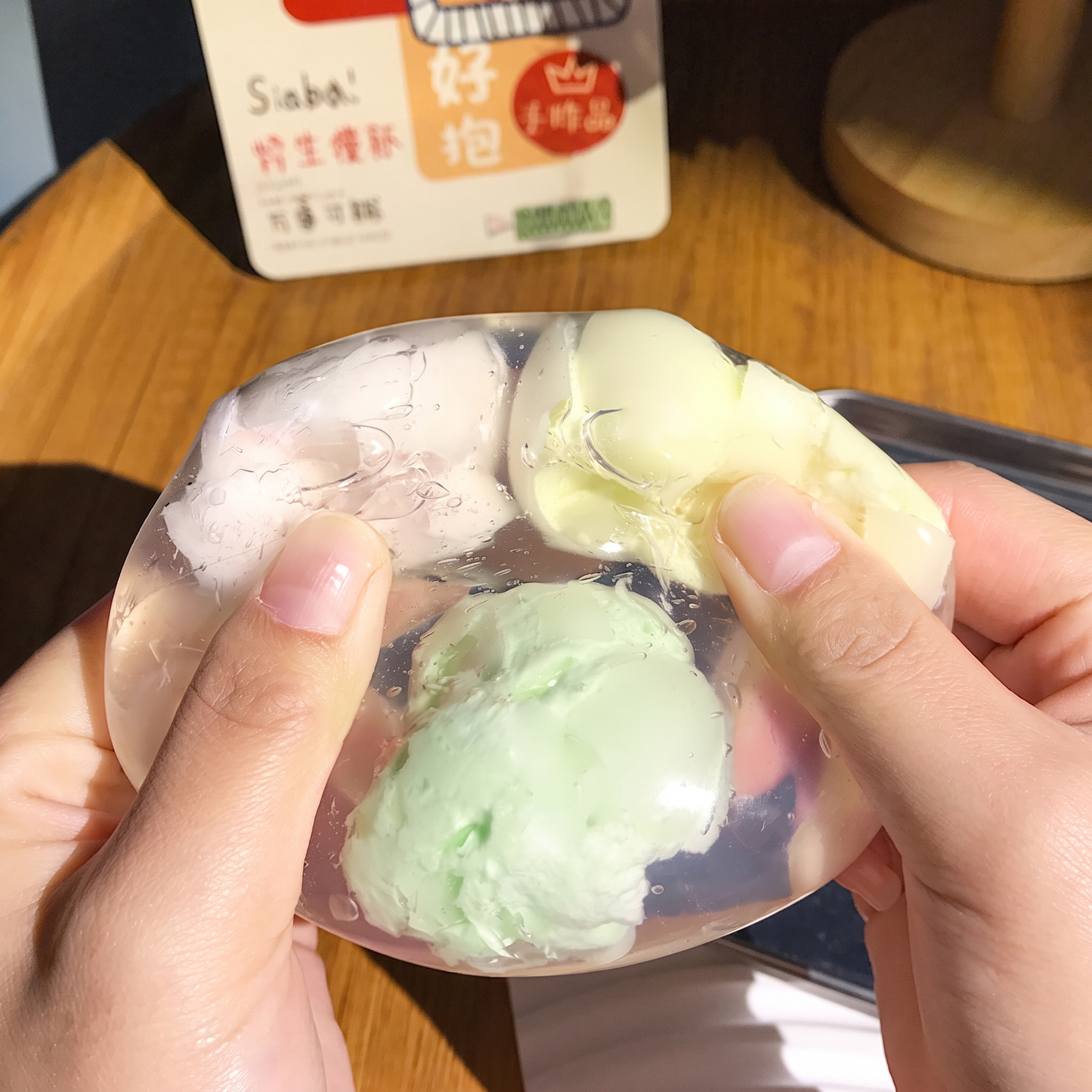 Creative "Three-Pop" Crispy Tangyuan Ball—a handmade, ultra-satisfying stress-relief toy that can be crushed three times.