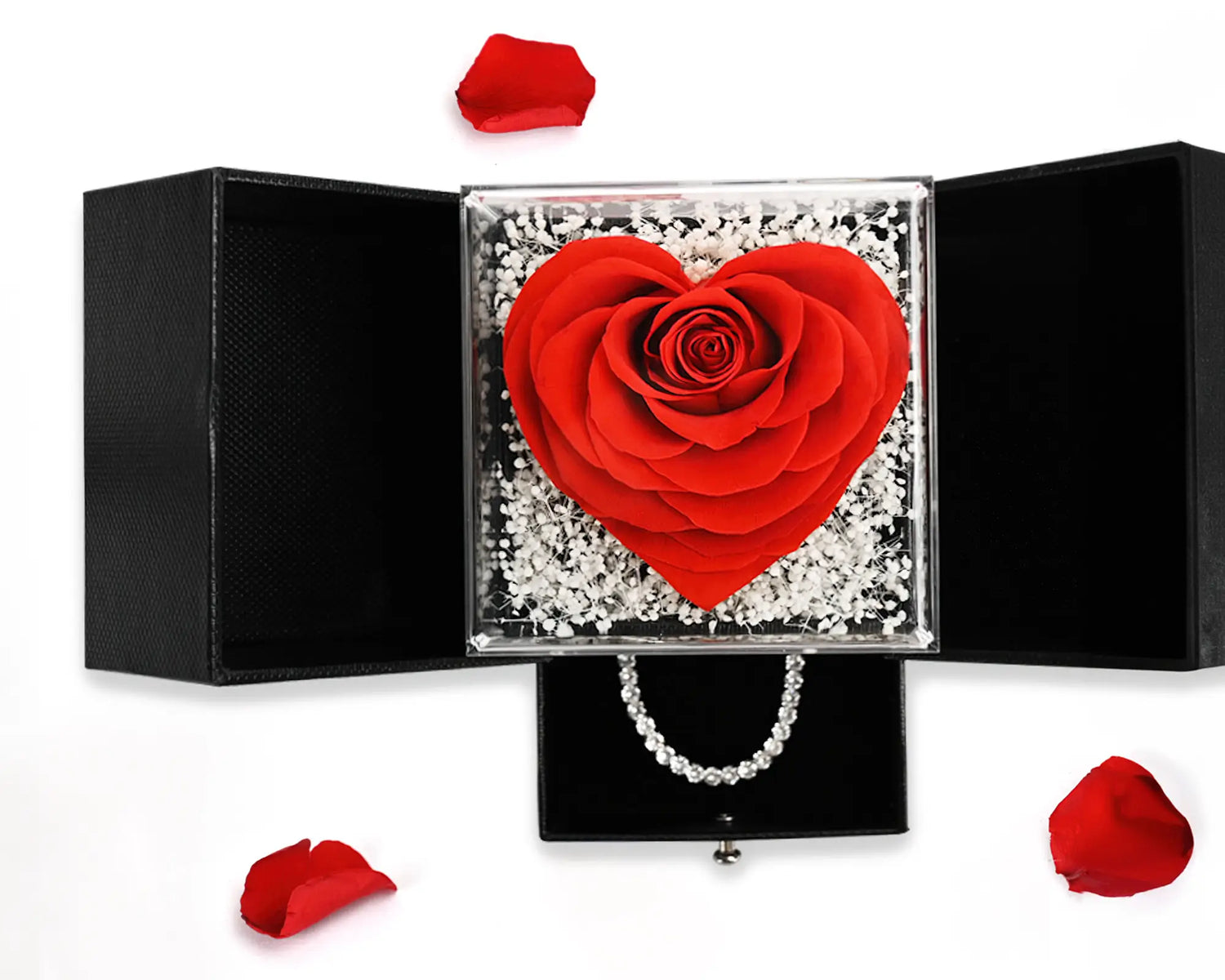 Heart-shaped Ecuadorian roses