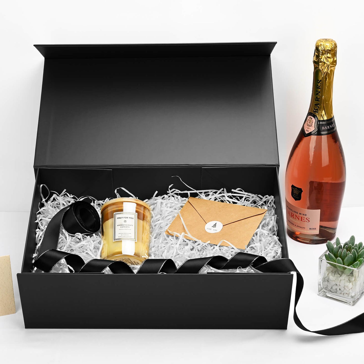 LIFELUM Black Gift Box 13.8in