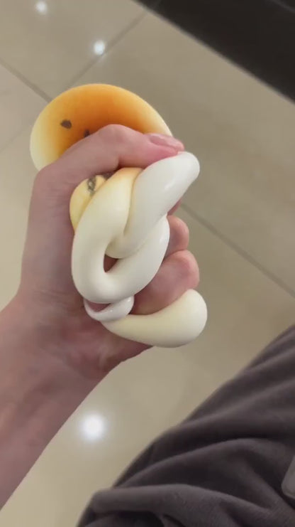 Squishy Sesame Bao (30g)Bounce back